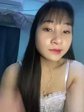banlinh004 online show from May 12, 2:34 pm