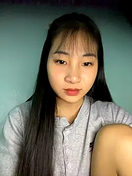 banlinh004 online show from October 23, 6:45 am