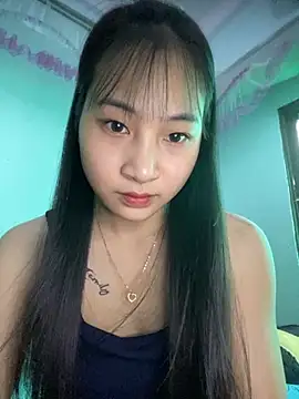 Snapshot of banlinh004 chatting on October 11, 6:03 am banlinh004 online show from October 11, 6:03 am
