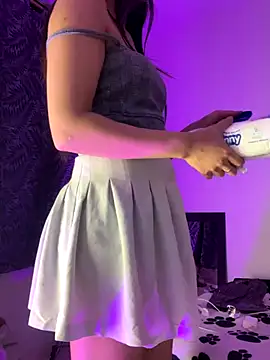 ValeStone online show from December 4, 1:37 am