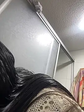 ValeStone online show from November 29, 9:04 pm