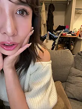 rena rena rena online show from October 29, 4:50 pm