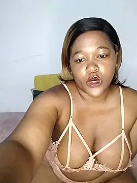 SweetJuicyPussy97 online show from October 29, 6:18 pm