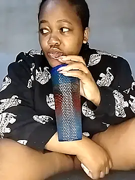 SweetJuicyPussy97 online show from October 7, 5:19 am