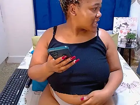 SweetJuicyPussy97 online show from July 14, 7:09 pm