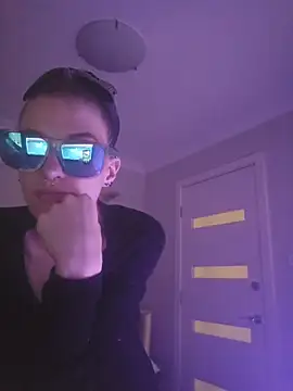 lonely Cosplay chick online show from November 7, 5:06 pm