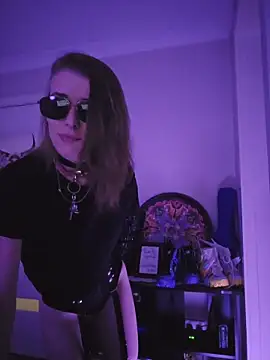 lonely Cosplay chick online show from November 29, 2:17 pm