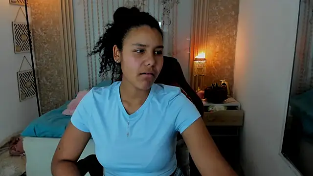 AriaVega online show from May 13, 12:23 pm