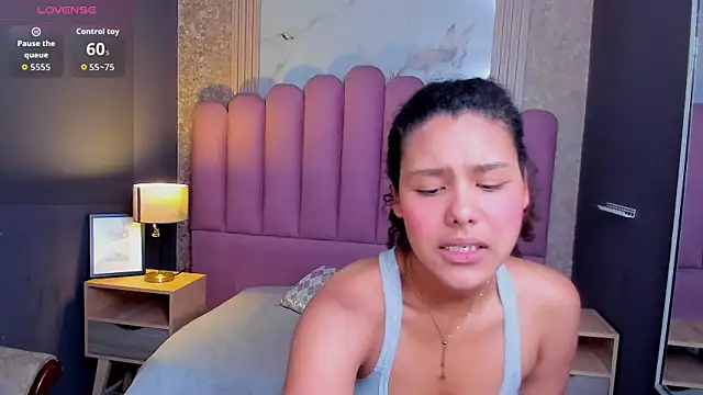 AriaVega online show from December 19, 12:18 pm