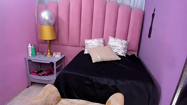 AriaVega online show from October 31, 11:07 am