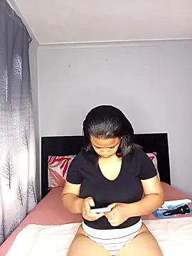 Sultrytits6 online show from November 11, 11:42 pm