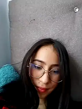 Snapshot of Alana_Martinez_ chatting on November 30, 8:09 pm Alana Martinez online show from November 30, 8:09 pm