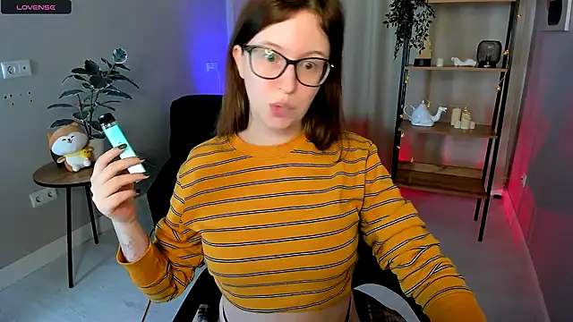 arizzzona online show from December 5, 6:01 am