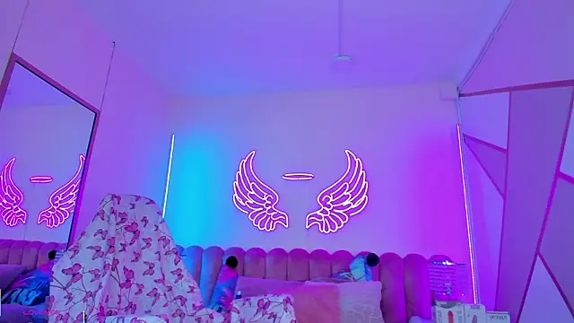 madisson 121 online show from February 4, 1:17 pm