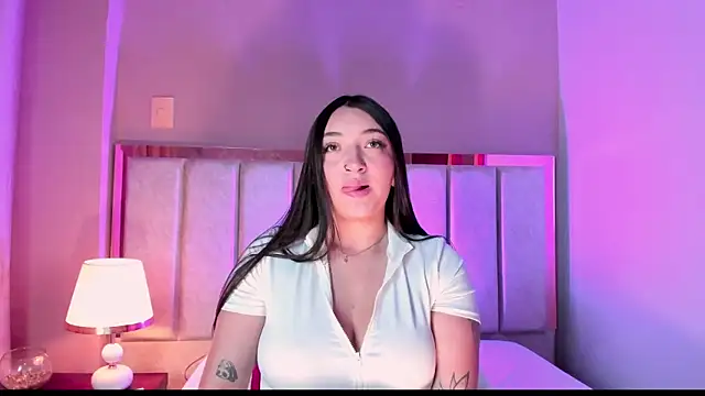 Snapshot of LilithEsme chatting on December 15, 10:37 pm LilithEsme online show from December 15, 10:37 pm