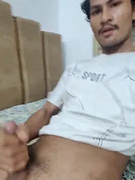 Snapshot of sunny5092 chatting on December 21, 7:37 pm sunny5092 online show from December 21, 7:37 pm