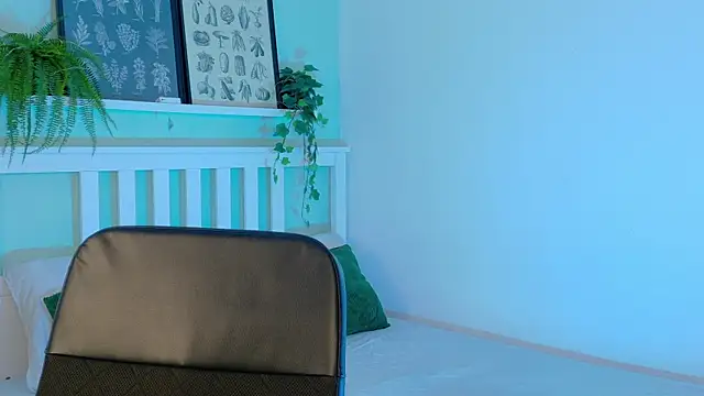 LiamThunder05  online show from October 16, 7:33 pm