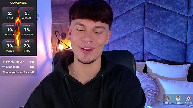 LiamThunder05  online show from October 29, 3:16 am