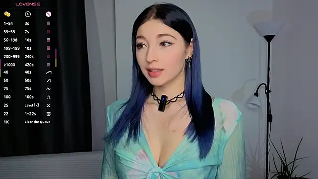 Snapshot of lina_leum chatting on October 16, 2:14 pm lina leum online show from October 16, 2:14 pm
