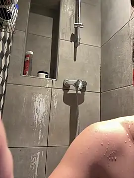 bebecita x online show from February 12, 7:52 am