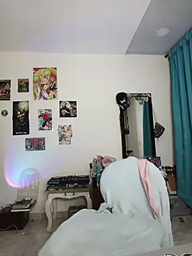 caramel doll   online show from December 17, 2:05 am