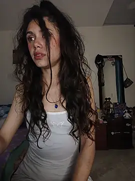 caramel doll   online show from November 6, 12:58 am