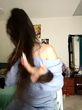 caramel doll   online show from November 15, 11:31 pm