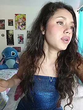 caramel doll   online show from November 20, 8:31 pm