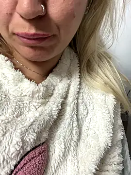 Snapshot of Daiana_Andra chatting on October 6, 10:10 pm Daiana Andra online show from October 6, 10:10 pm