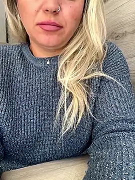 Snapshot of Daiana_Andra chatting on October 6, 10:05 am Daiana Andra online show from October 6, 10:05 am