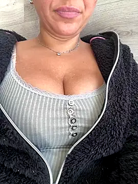 Daiana Andra online show from November 4, 10:08 am