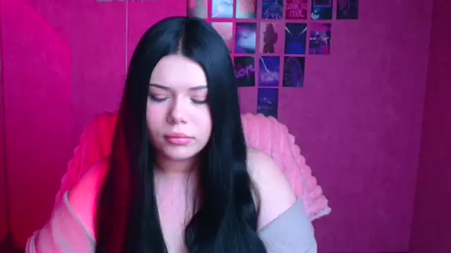 Snapshot of Mona_Esty chatting on November 3, 8:23 pm Mona Esty online show from November 3, 8:23 pm