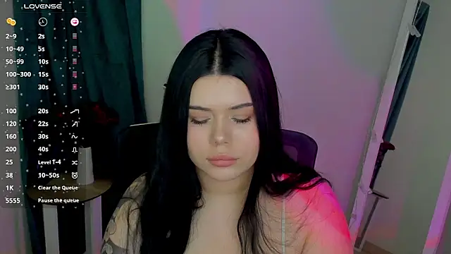 Mona Esty online show from February 27, 1:33 pm