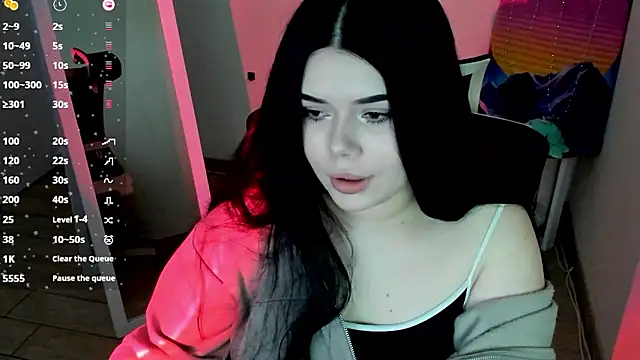 Mona Esty online show from February 22, 10:00 pm