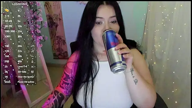 Mona Esty online show from April 9, 6:15 am