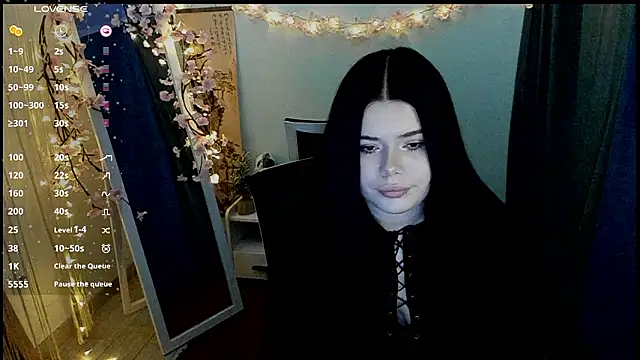 Mona Esty online show from March 6, 7:36 am