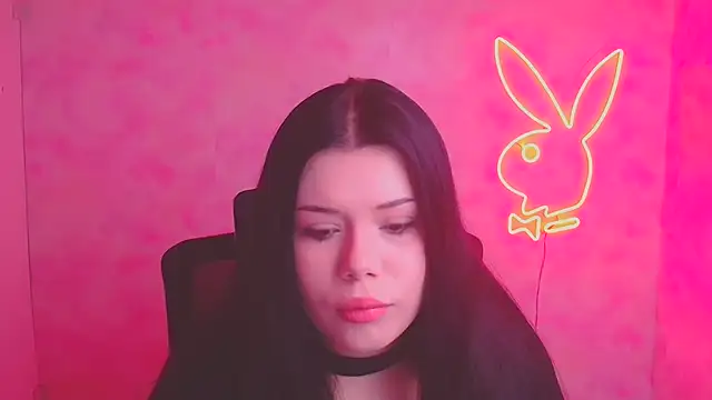 Snapshot of Mona_Esty chatting on November 15, 6:17 am Mona Esty online show from November 15, 6:17 am