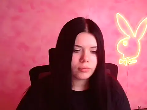 Snapshot of Mona_Esty chatting on November 28, 10:48 am Mona Esty online show from November 28, 10:48 am