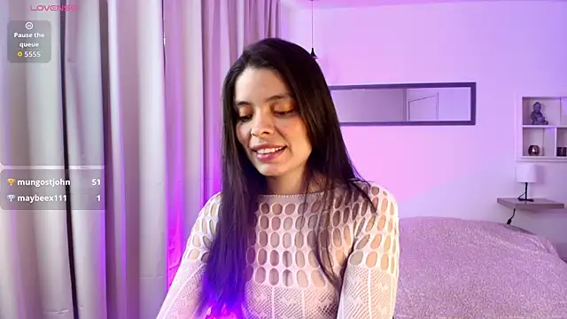 Snapshot of victoria_stern chatting on October 4, 12:17 pm victoria stern online show from October 4, 12:17 pm