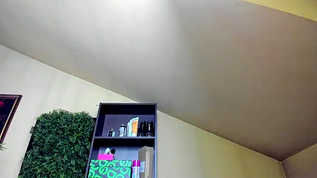 Snapshot of nicolepalmer chatting on June 27, 12:22 pm nicolepalmer online show from June 27, 12:22 pm