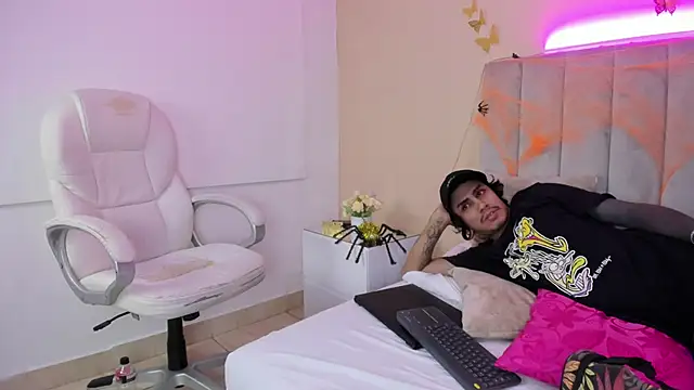 Kaoz 23  online show from October 8, 12:56 am