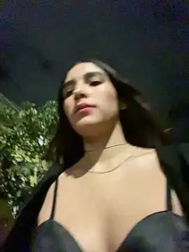 Snapshot of naho_val chatting on October 10, 5:41 am naho val online show from October 10, 5:41 am