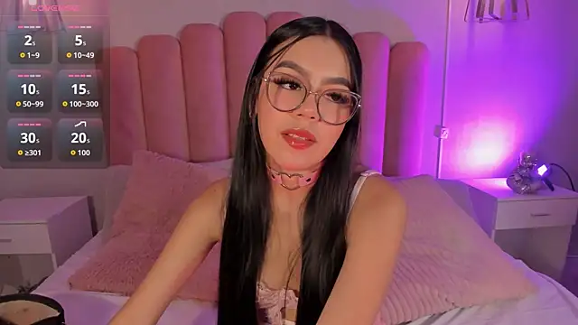 mara swan  online show from November 8, 7:28 pm