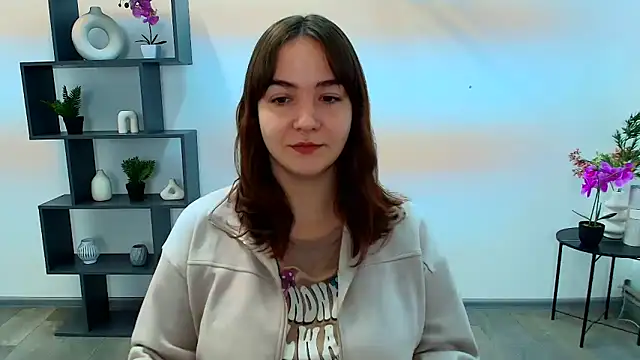 OliviaMontgommery online show from December 3, 6:14 am