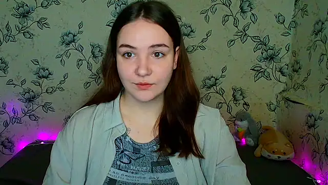 OliviaMontgommery online show from April 19, 10:05 am