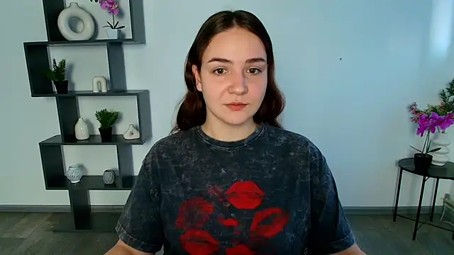 OliviaMontgommery online show from November 22, 6:01 am