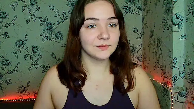 OliviaMontgommery online show from December 19, 11:12 am