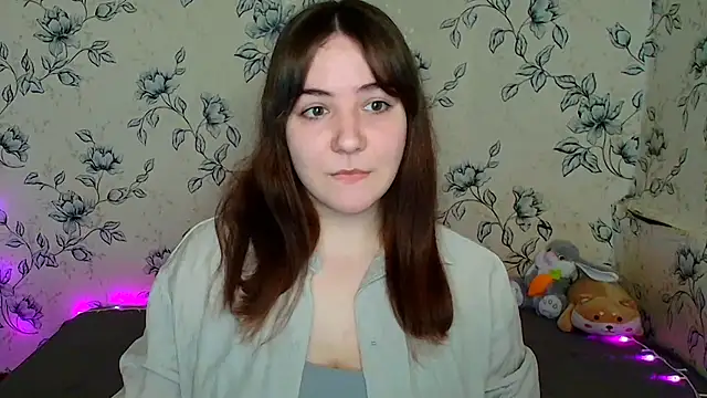 OliviaMontgommery online show from April 3, 10:22 am