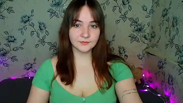 OliviaMontgommery online show from April 25, 11:57 am
