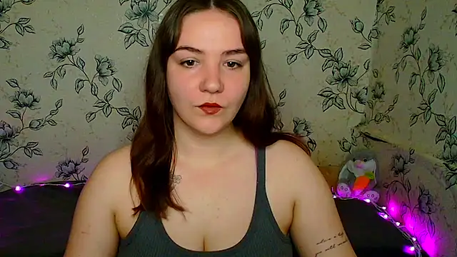 OliviaMontgommery online show from May 8, 9:02 am